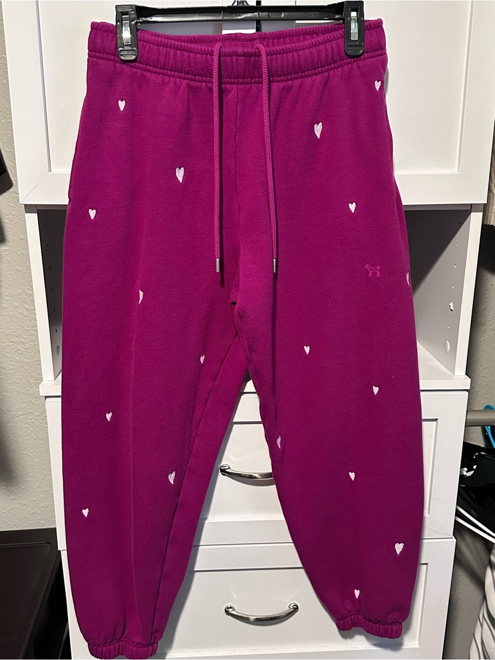PINK Victoria's Secret Magenta Heart-Print Jogger Sweatpants Size Medium